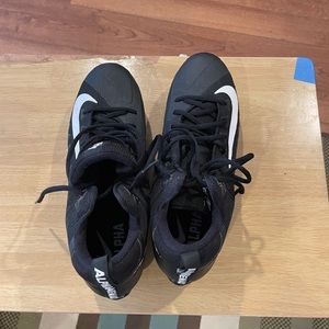 Nike Alpha Menace screw in spike cleats